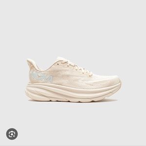 Hoka Clifton 9 Running Shoes Shifting Sand / Eggnog